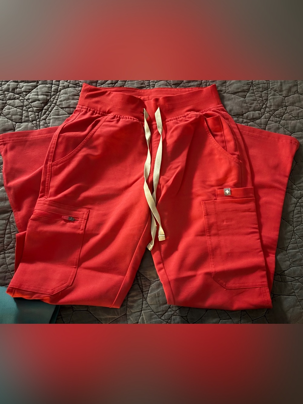 Figs petite skinny yola pants neon red XXS